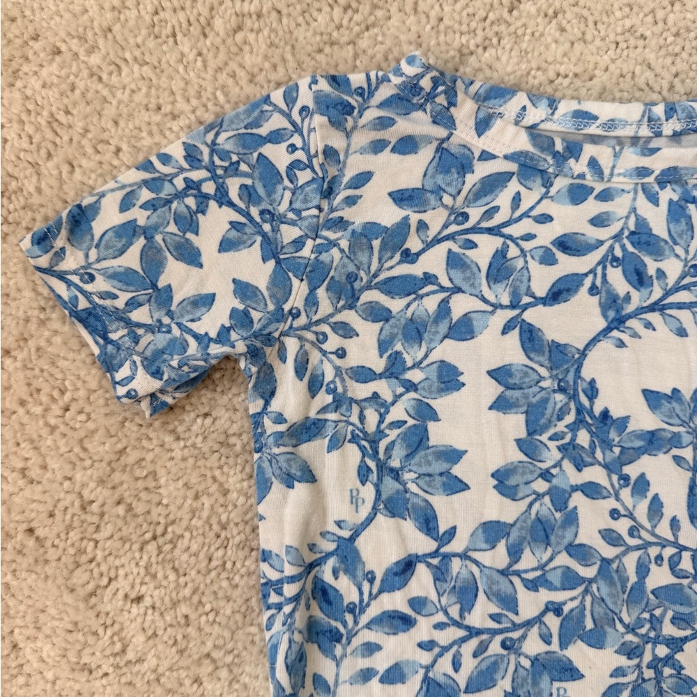 Posh Peanut Blue & White “Allegra” Print 2-piece Short Sleeve Pajama Set - Picture 4 of 8
